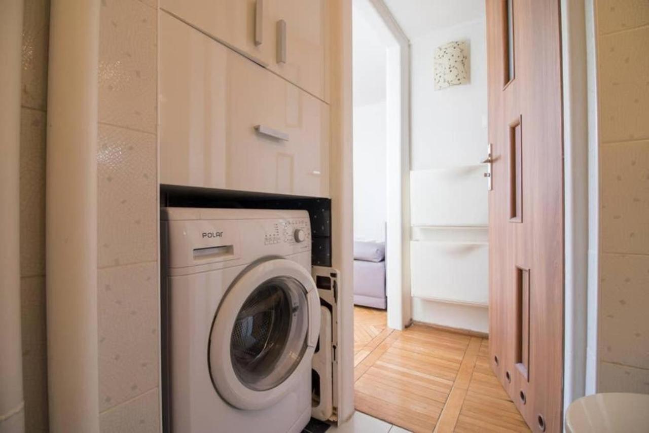 Bright And Cozy- Golden Apartments- Center- żelazna Apartament